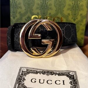 Gucci Black Belt with Gold Double G Buckle